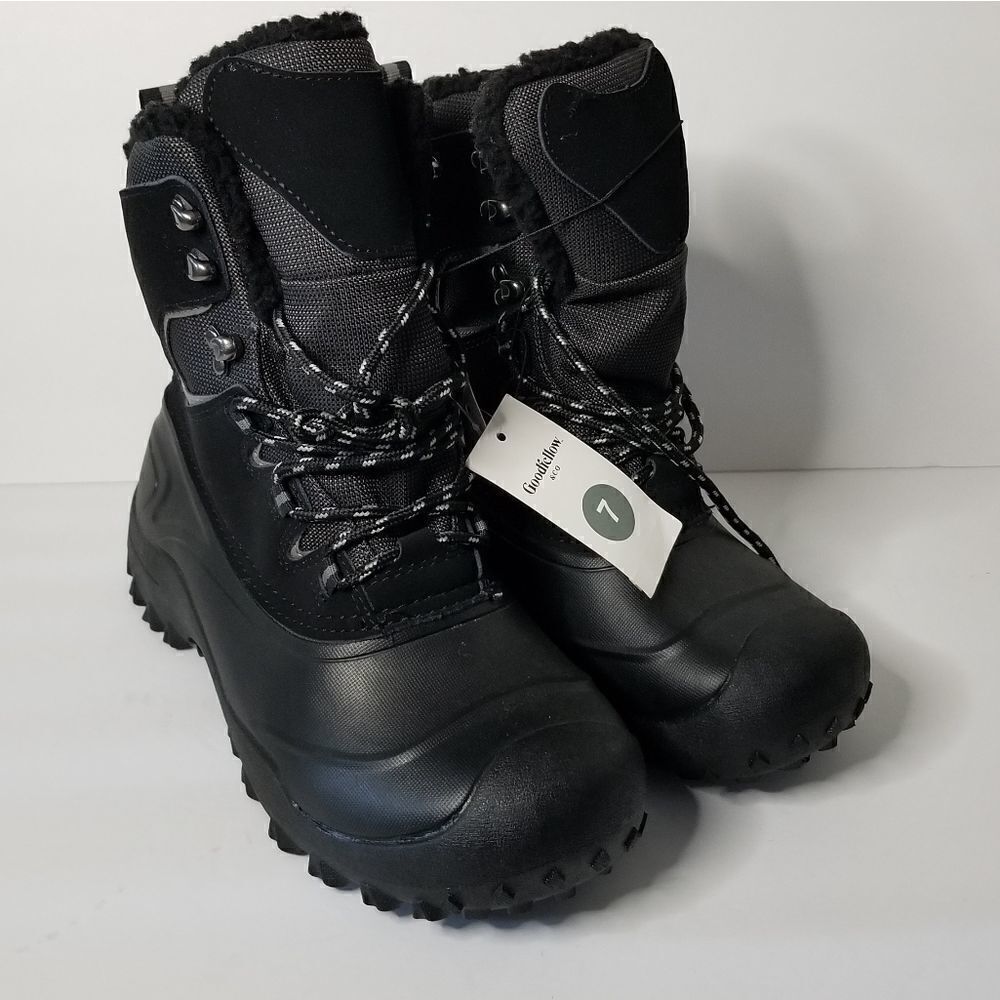 Goodfellow winter boots size 7 NWT